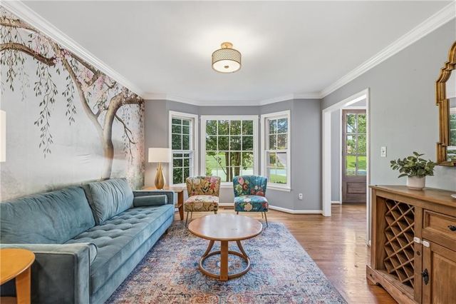 4924 Marlos Drive NE, Marietta, GA 30066