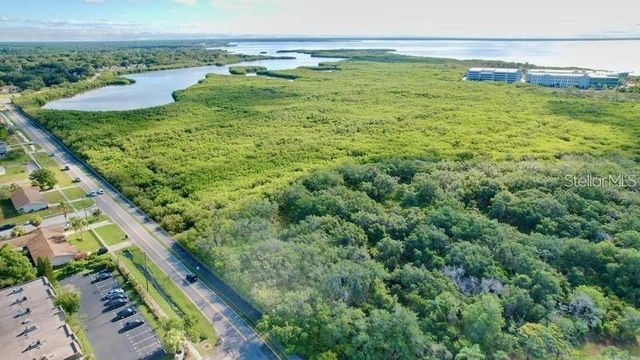 14 SEAGRAPE CIRCLE, Clearwater, FL 33759