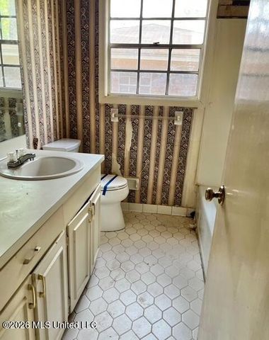 122 Green Harbor Drive, Jackson, MS 39206