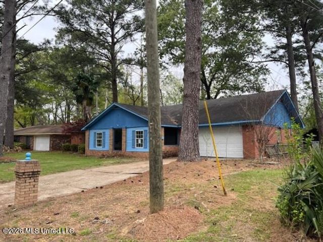 122 Green Harbor Drive, Jackson, MS 39206