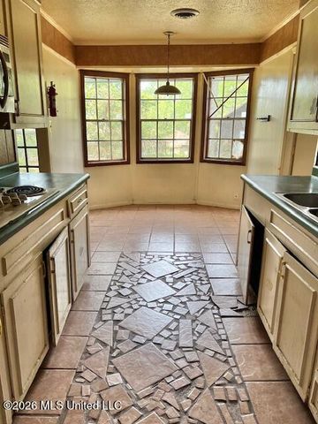 122 Green Harbor Drive, Jackson, MS 39206