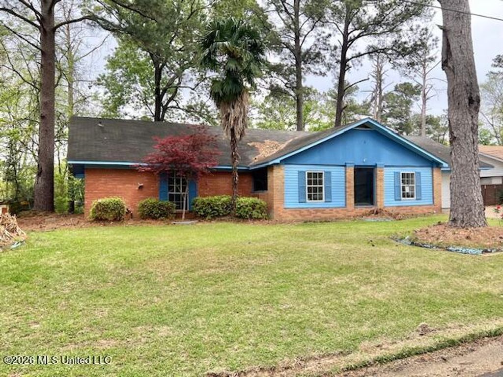 122 Green Harbor Drive, Jackson, MS 39206