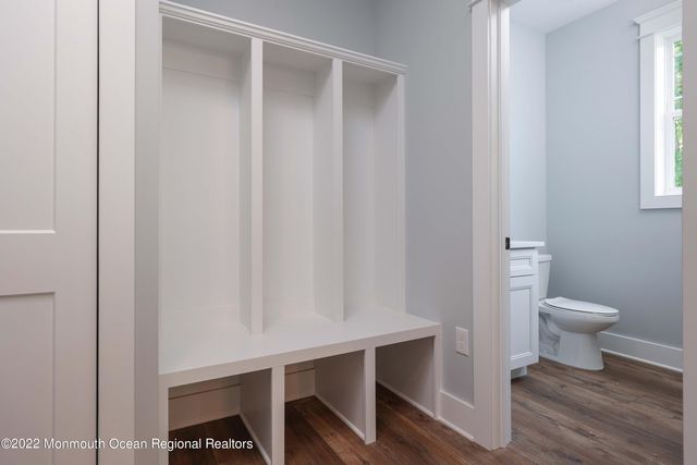 498 Harding Avenue, Bayville, NJ 08721