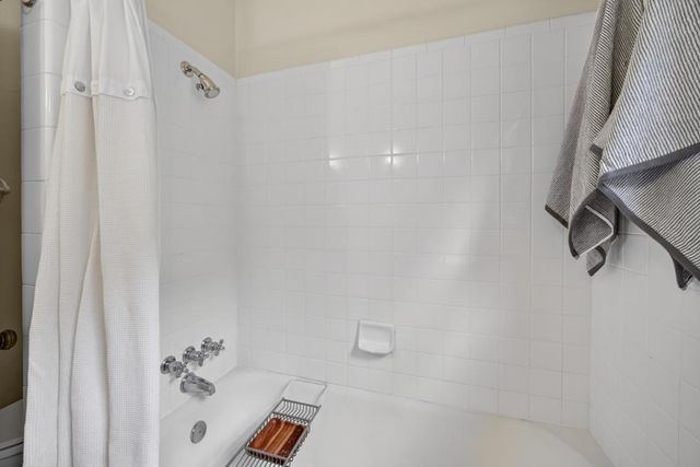 2549 7th Ave, Sacramento, CA 95818