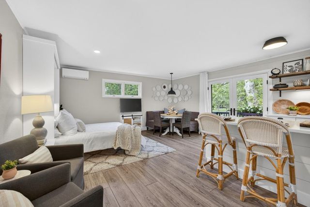 2549 7th Ave, Sacramento, CA 95818