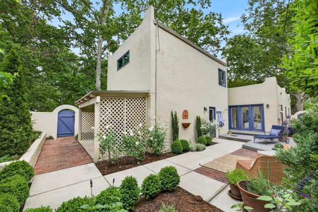 2549 7th Ave, Sacramento, CA 95818