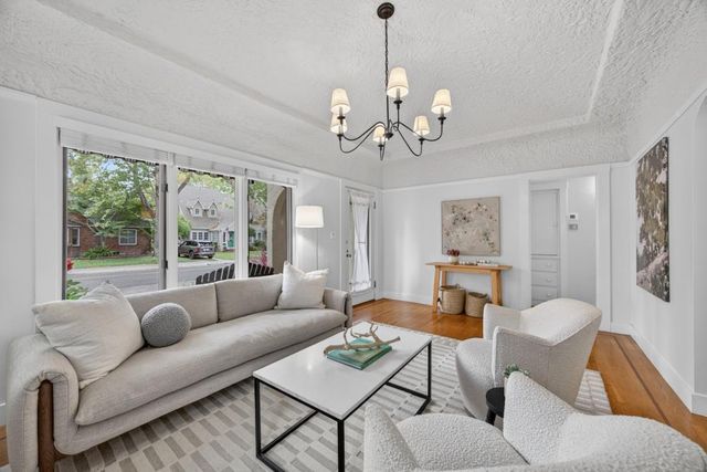 2549 7th Ave, Sacramento, CA 95818