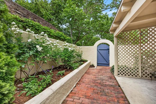 2549 7th Ave, Sacramento, CA 95818