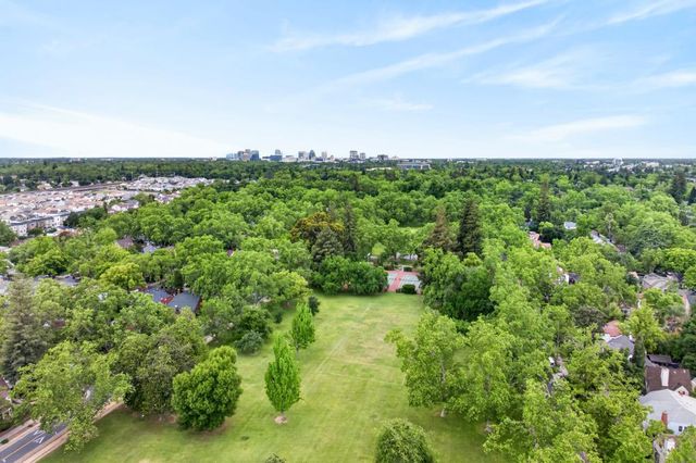 2549 7th Ave, Sacramento, CA 95818