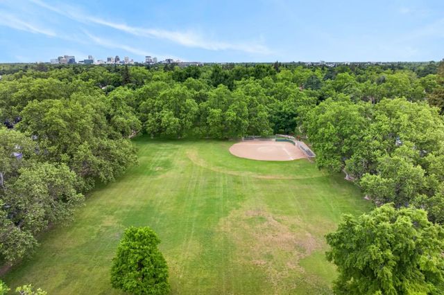 2549 7th Ave, Sacramento, CA 95818