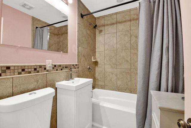 5307 N 107th STREET, Milwaukee, WI 53225