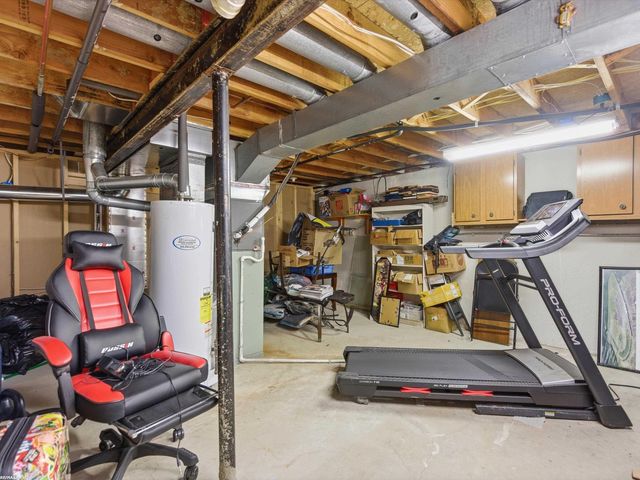 2250 Highsplint Drive, Rochester Hills, MI 48307