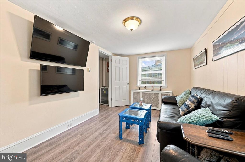 407 JEFFERSON ST #, BRIDGEPORT, PA 19405 — photo 5