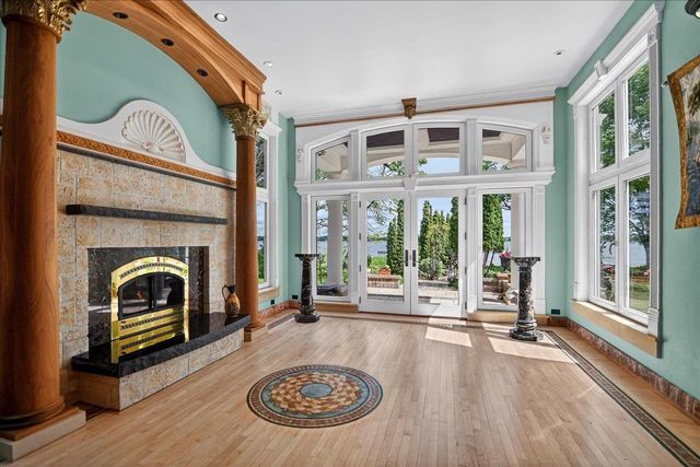 4523 Winnequah Road, Monona, WI 53716
