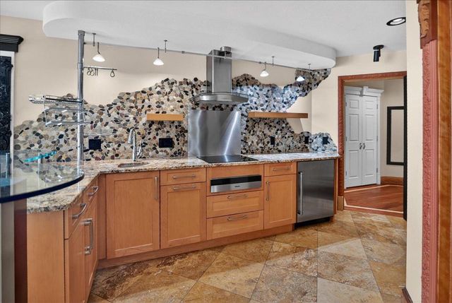 4523 Winnequah Road, Monona, WI 53716