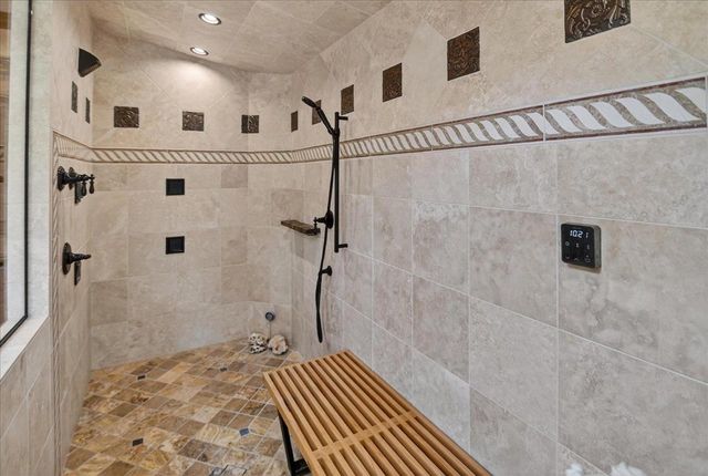 4523 Winnequah Road, Monona, WI 53716