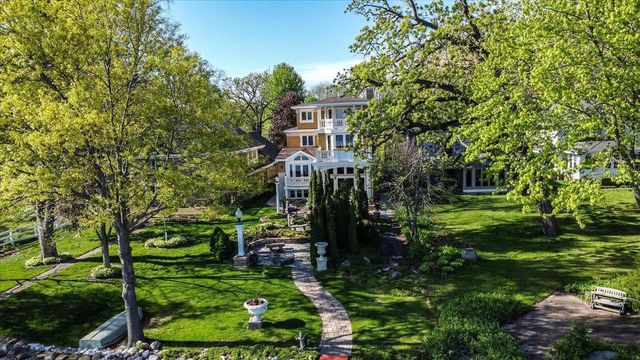 4523 Winnequah Road, Monona, WI 53716