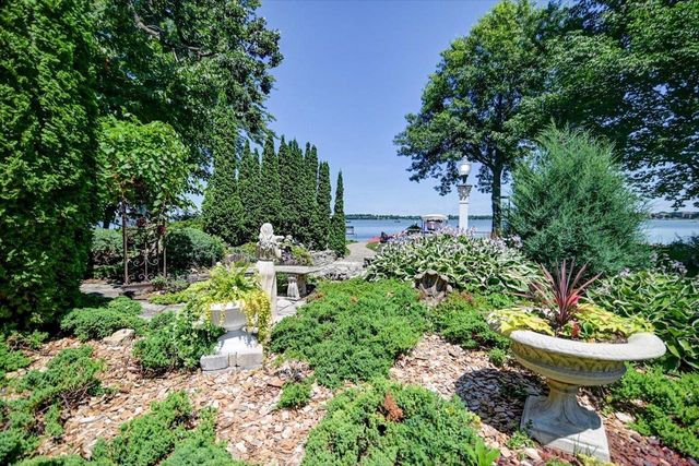 4523 Winnequah Road, Monona, WI 53716