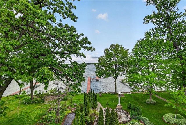 4523 Winnequah Road, Monona, WI 53716