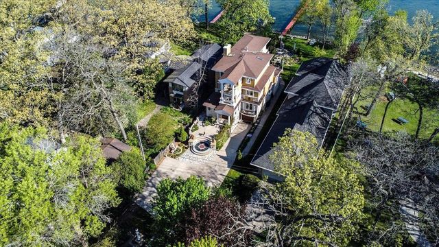 4523 Winnequah Road, Monona, WI 53716
