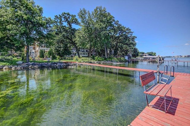 4523 Winnequah Road, Monona, WI 53716