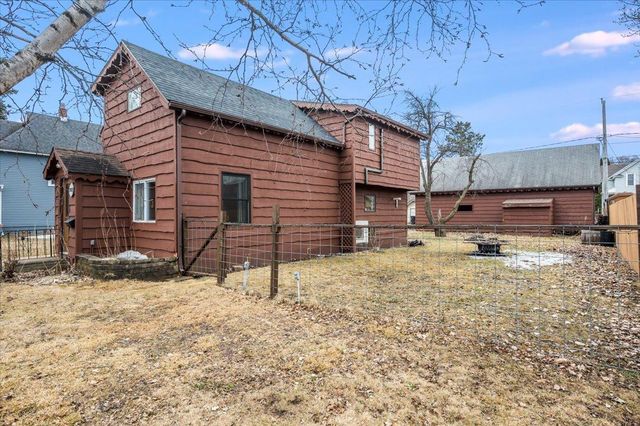 1912 E 3rd Street, Superior, WI 54880