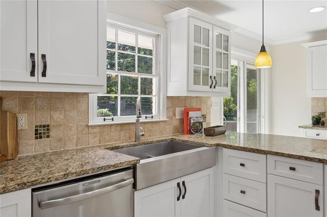3060 Greenwood Trail SE, Marietta, GA 30067