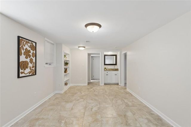 3060 Greenwood Trail SE, Marietta, GA 30067