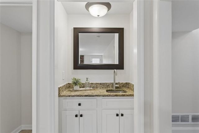 3060 Greenwood Trail SE, Marietta, GA 30067