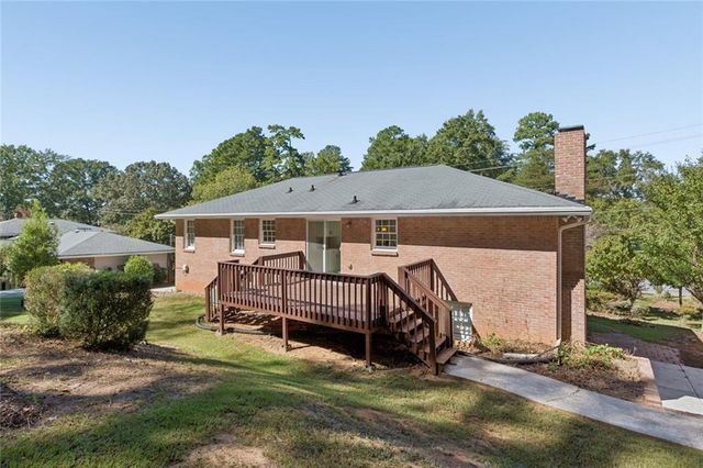 3060 Greenwood Trail SE, Marietta, GA 30067
