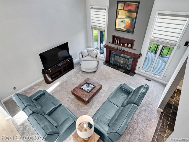 10137 Devonshire Drive, South Lyon, MI 48178