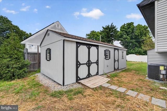 601 BANYAN RD, Newark, DE 19713