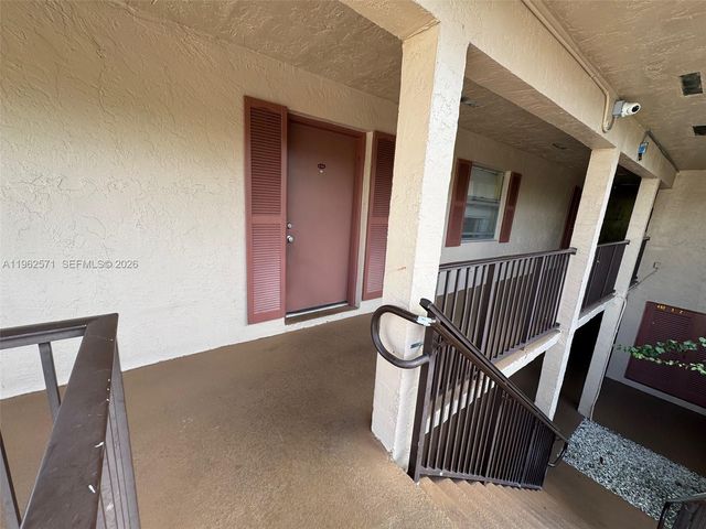 11289 SW 88th St 214L, Miami, FL 33176