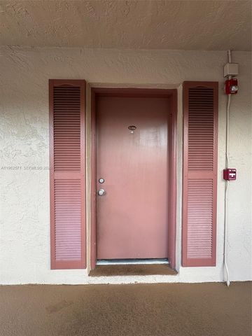 11289 SW 88th St 214L, Miami, FL 33176