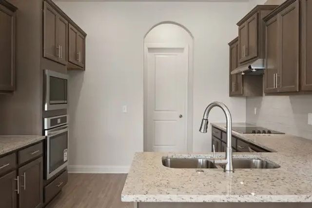 164 Oasis Dr, La Vergne, TN 37086