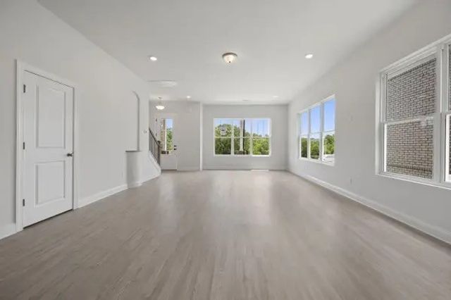 164 Oasis Dr, La Vergne, TN 37086