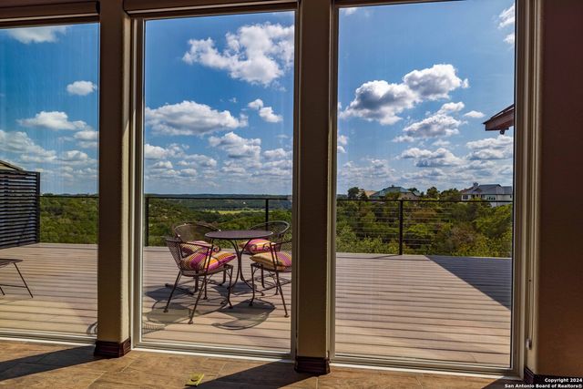 86 Hannah Ln, Boerne, TX 78006