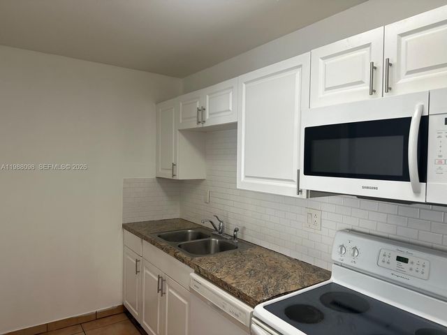 4500 NW 79th Ave 2B, Doral, FL 33166