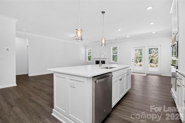 11225 Lochmere Road, Charlotte, NC 28278