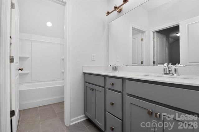 11225 Lochmere Road, Charlotte, NC 28278