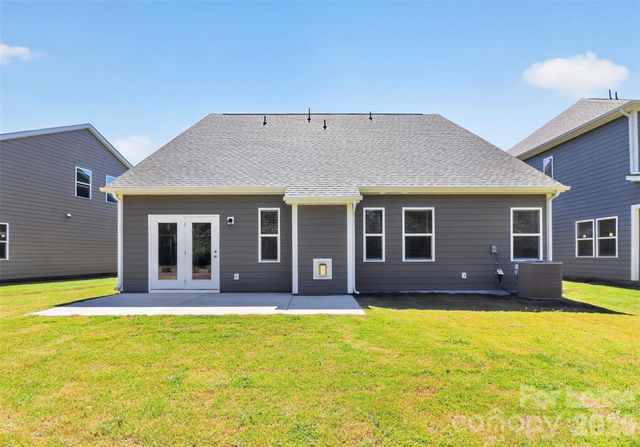 11225 Lochmere Road, Charlotte, NC 28278