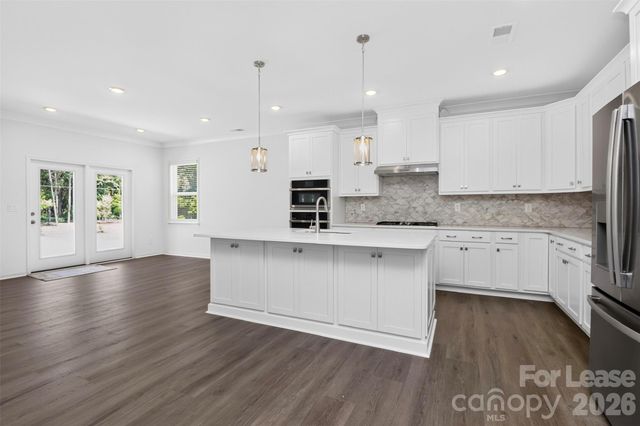 11225 Lochmere Road, Charlotte, NC 28278
