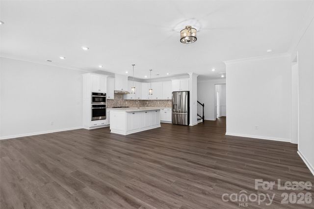 11225 Lochmere Road, Charlotte, NC 28278
