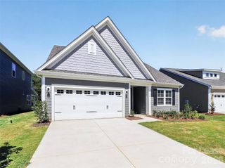 11225 Lochmere Road, Charlotte, NC 28278