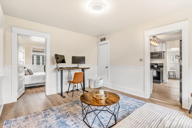 2309 McDougall Avenue, Everett, WA 98201