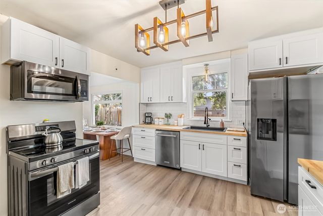 2309 McDougall Avenue, Everett, WA 98201