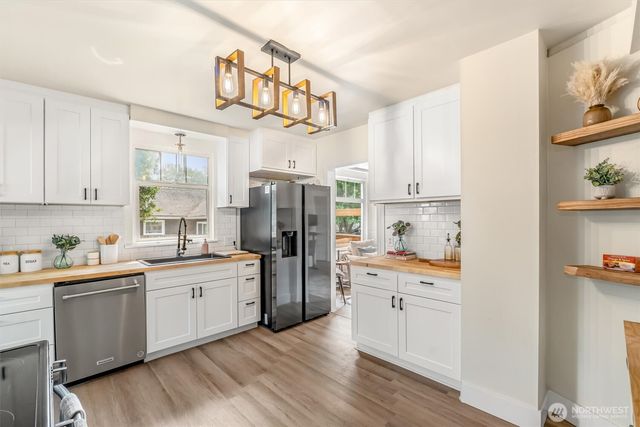 2309 McDougall Avenue, Everett, WA 98201