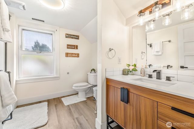2309 McDougall Avenue, Everett, WA 98201