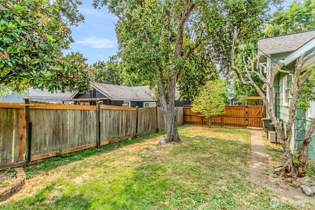 2309 McDougall Avenue, Everett, WA 98201