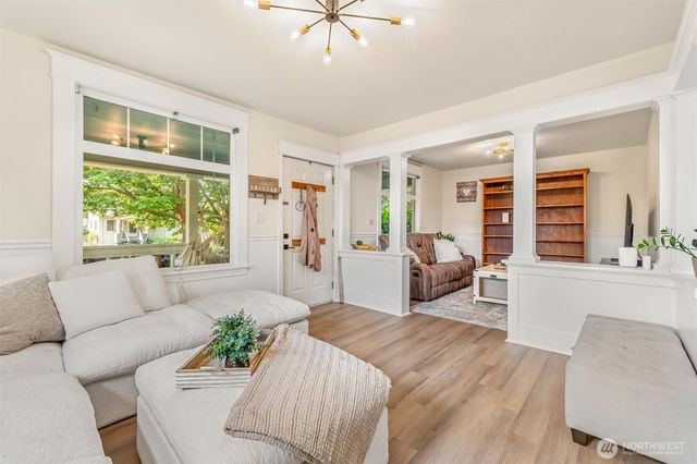 2309 McDougall Avenue, Everett, WA 98201